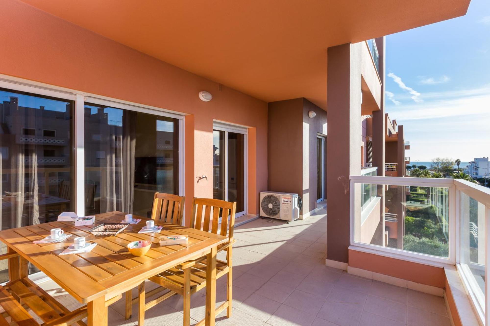 Algarve Sun Apartment Litoralmar Portimao Exterior photo